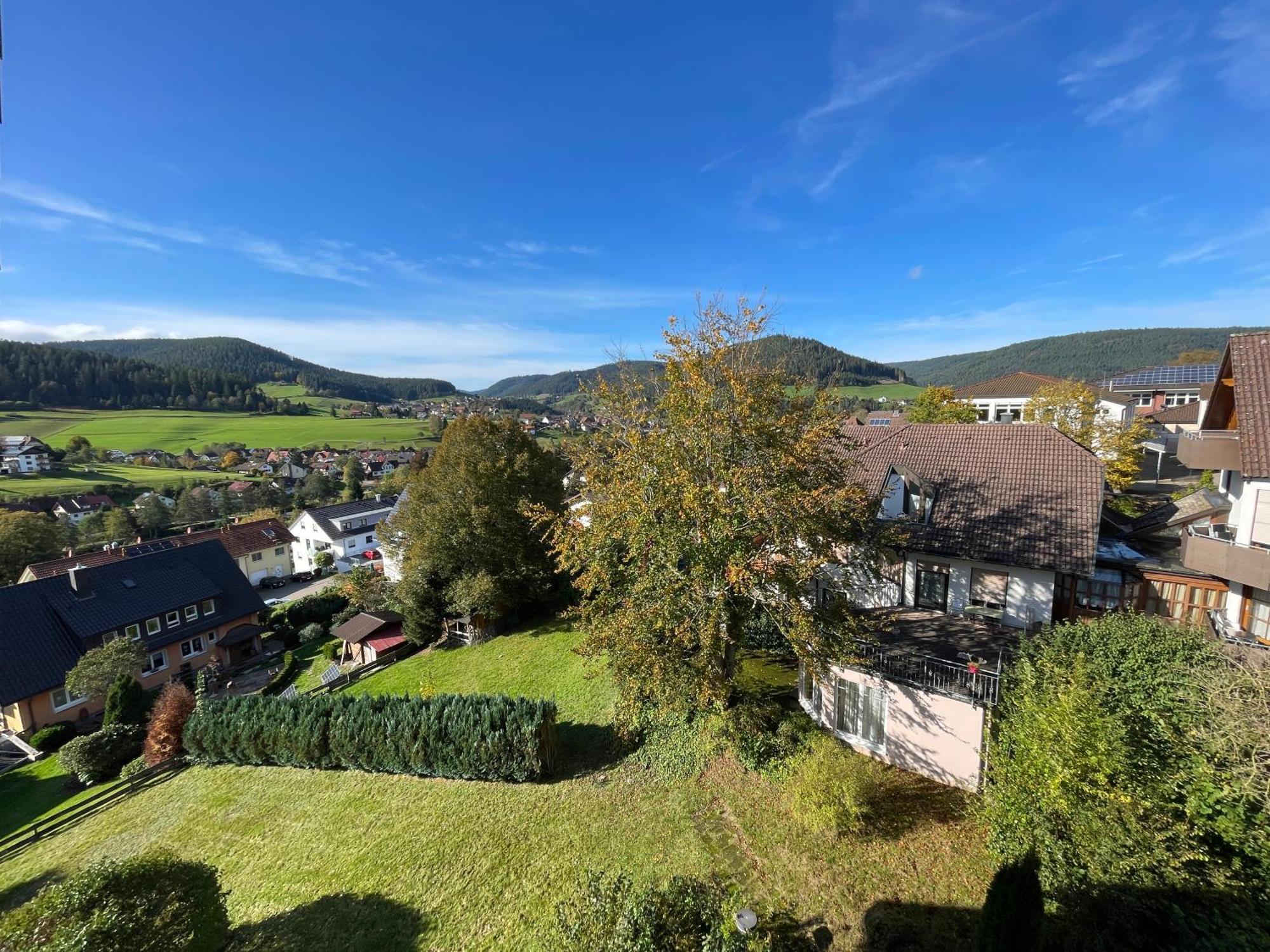 B&B Apart Hotel Goldener Hahn - Nahe An Gartenschau Tal X ไบเออร์สบรอนน์ ห้อง รูปภาพ